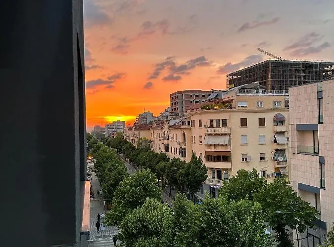 Getaway - * Tirana